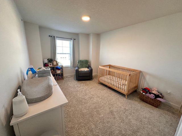 5277 Long Pointe Pass, Woodbury, MN 55129