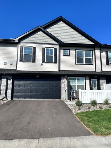5277 Long Pointe Pass, Woodbury, MN 55129