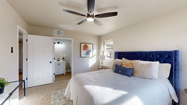 5009 Roxie Street, Haltom City, TX 76117