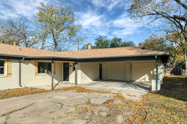 5009 Roxie Street, Haltom City, TX 76117