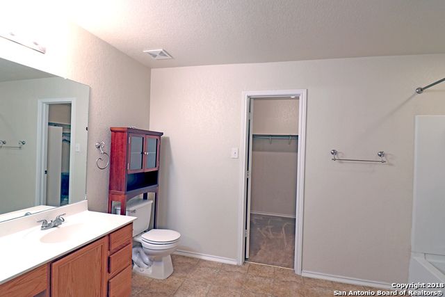 2806 BANDBURY OAK, San Antonio, TX 78247