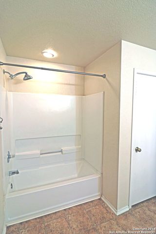 2806 BANDBURY OAK, San Antonio, TX 78247