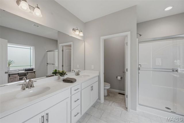 411 Knothole Lane, Wentzville, MO 63385