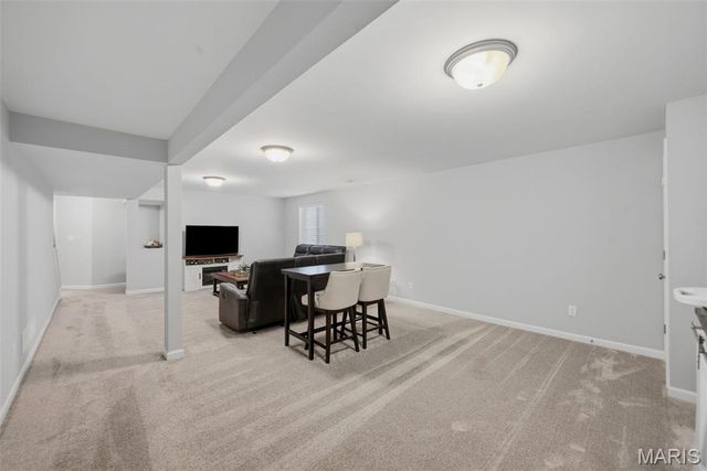 411 Knothole Lane, Wentzville, MO 63385