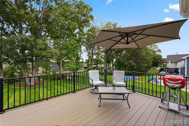 411 Knothole Lane, Wentzville, MO 63385
