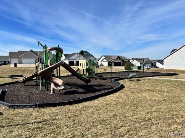 411 Knothole Lane, Wentzville, MO 63385