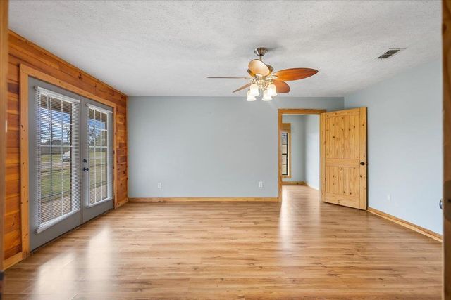 2783 CR 3114, Henderson, TX 75654