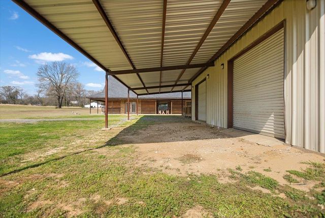 2783 CR 3114, Henderson, TX 75654