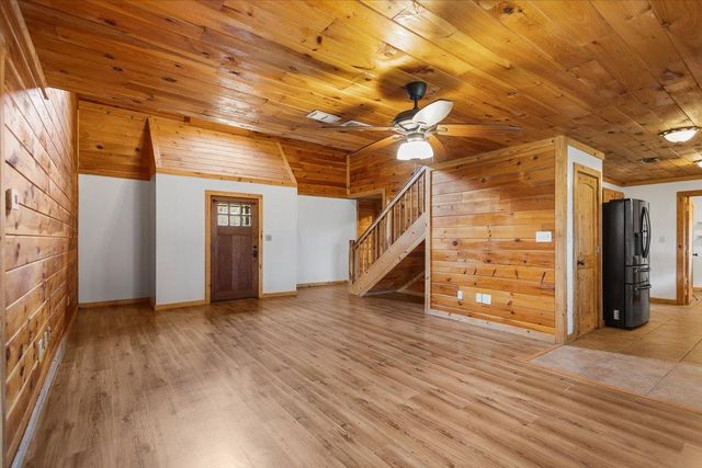 2783 CR 3114, Henderson, TX 75654