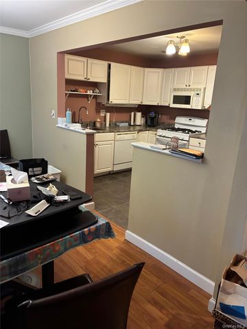 55 Country Club Lane, Pomona, NY 10970