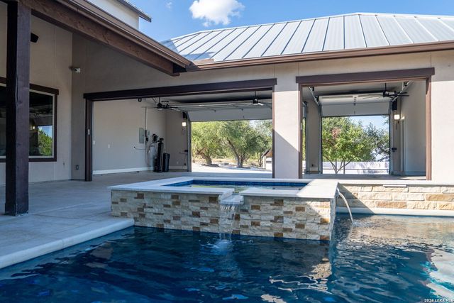 1426 Robusto, New Braunfels, TX 78132