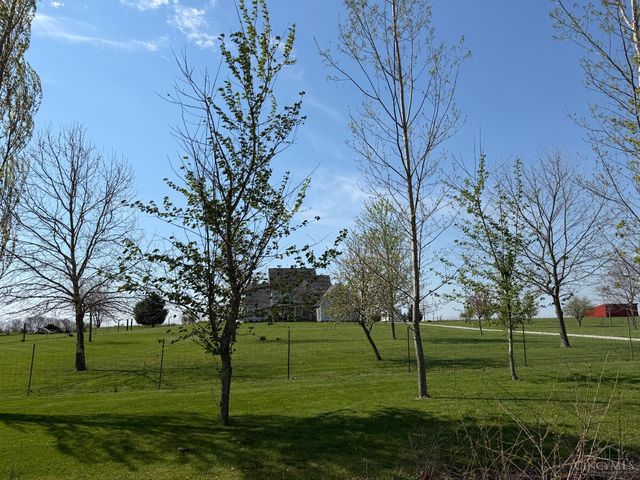 1176 Leeka Road, Green Twp, OH 45159