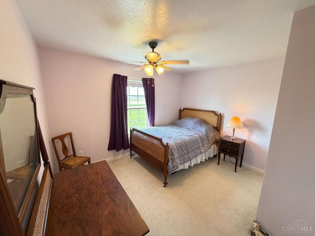 1176 Leeka Road, Green Twp, OH 45159