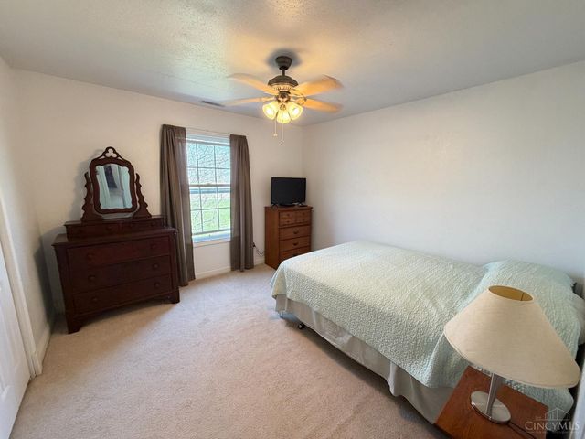 1176 Leeka Road, Green Twp, OH 45159