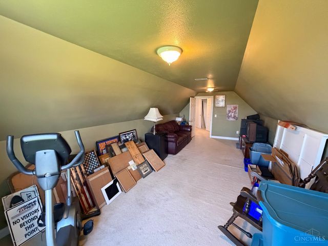 1176 Leeka Road, Green Twp, OH 45159