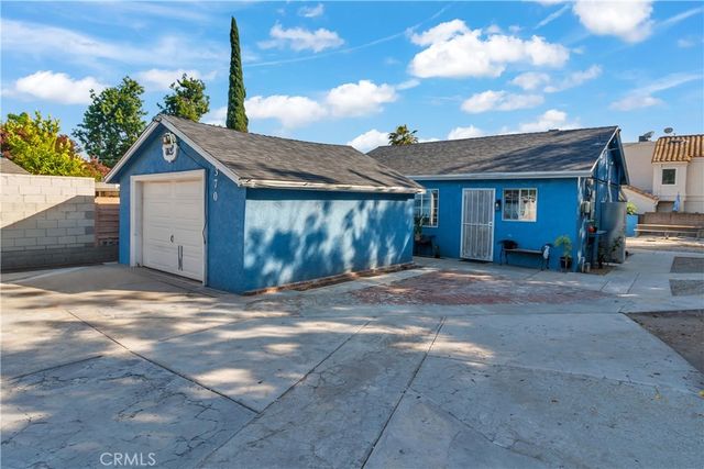 370 W Artesia, Pomona, CA 91768