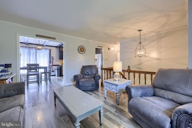 925 EDINBURGH DR, Lancaster, PA 17601
