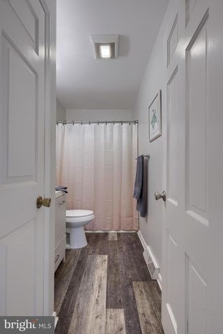925 EDINBURGH DR, Lancaster, PA 17601