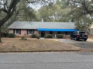 5530 Gaillard Drive, Mobile, AL 36608