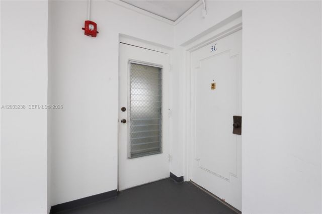 8001 Byron Ave 3C, Miami Beach, FL 33141