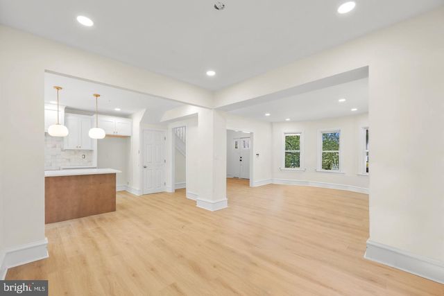 302 W WASHINGTON AVE, Magnolia, NJ 08049