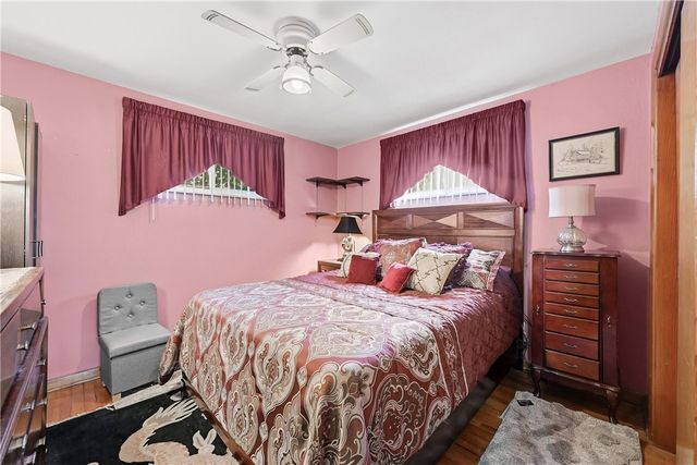 8008 Mark Dr, Verona, PA 15147