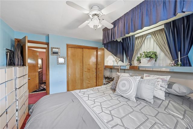 8008 Mark Dr, Verona, PA 15147