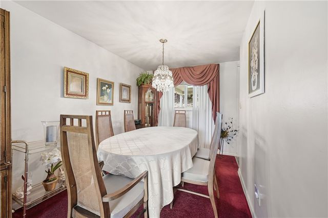 8008 Mark Dr, Verona, PA 15147