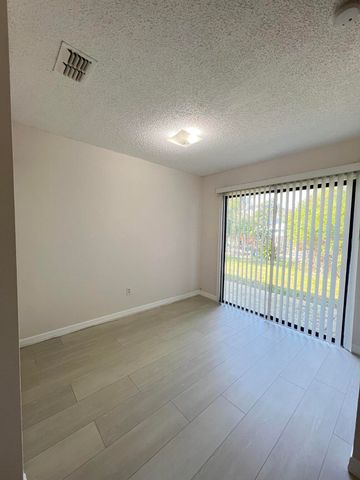950 Louisiana Avenue, Sebastian, FL 32958