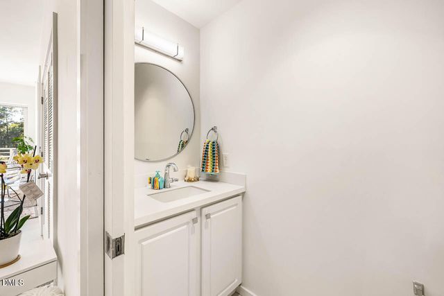 2210 Environ Way, Chapel Hill, NC 27517