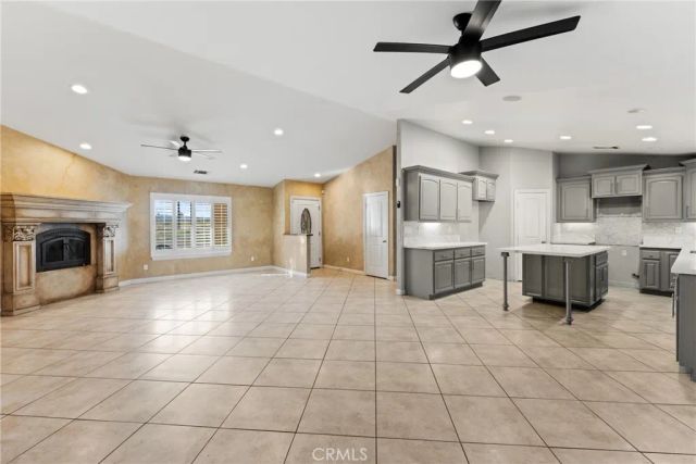 17620 Lemon Street, Hesperia, CA 92345