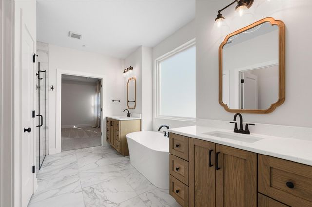 108 WALTON HEATH CT, Columbia, MO 65201