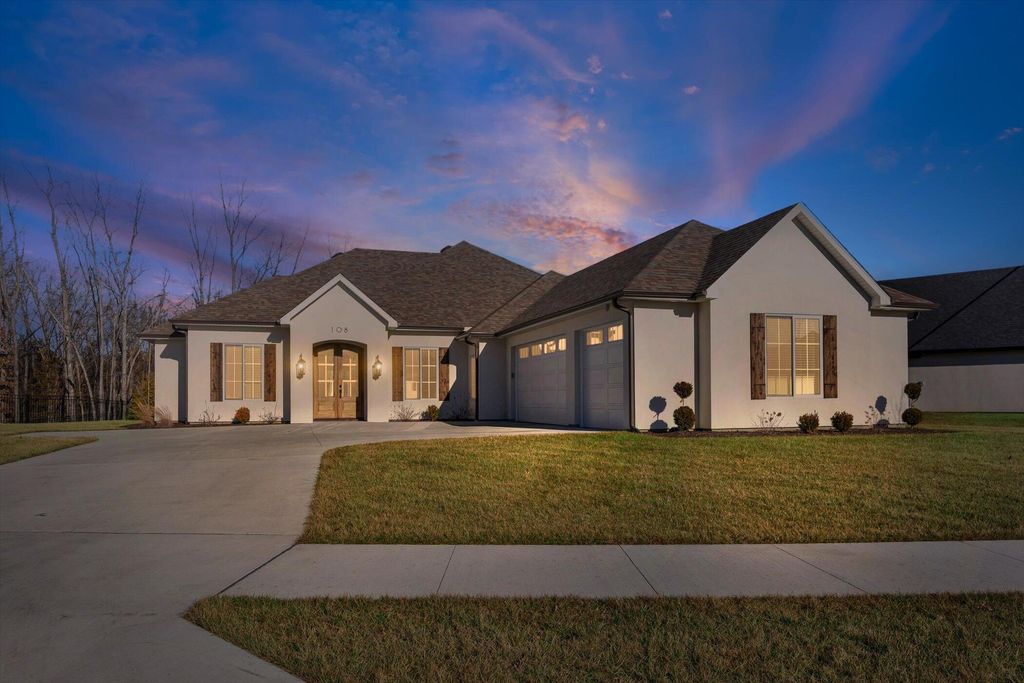 108 WALTON HEATH CT, Columbia, MO 65201