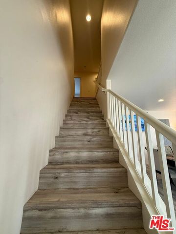 719 W Avenue Q10, Palmdale, CA 93551