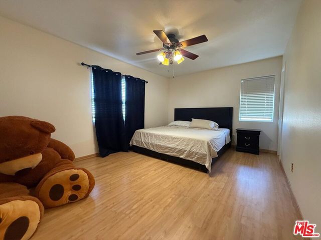 719 W Avenue Q10, Palmdale, CA 93551