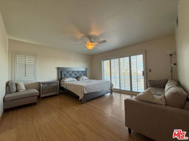 719 W Avenue Q10, Palmdale, CA 93551