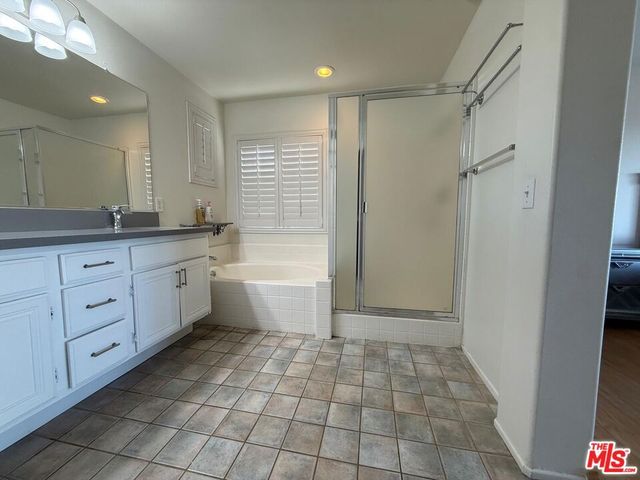 719 W Avenue Q10, Palmdale, CA 93551