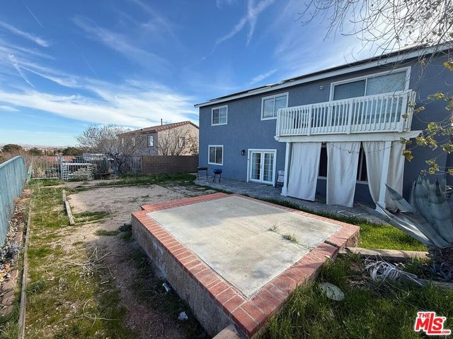 719 W Avenue Q10, Palmdale, CA 93551