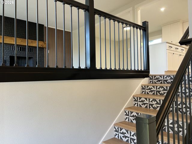 4191 Ne EL CAMINO Dr, Gresham, OR 97030