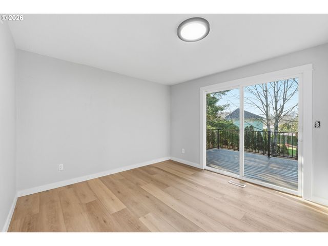 4191 Ne EL CAMINO Dr, Gresham, OR 97030