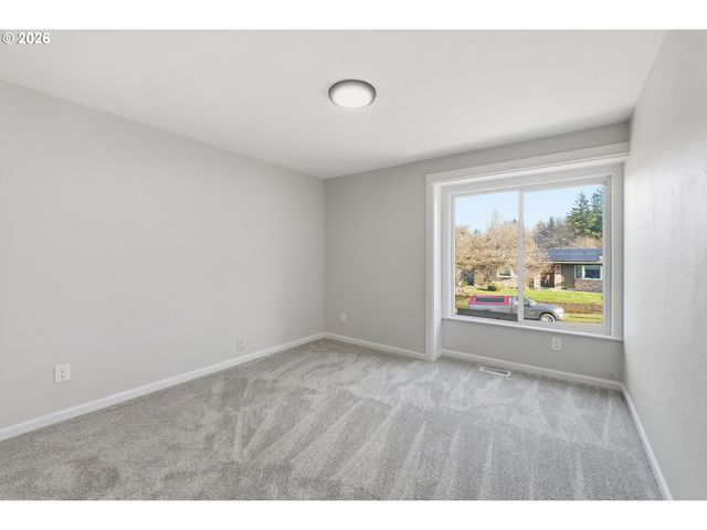 4191 Ne EL CAMINO Dr, Gresham, OR 97030