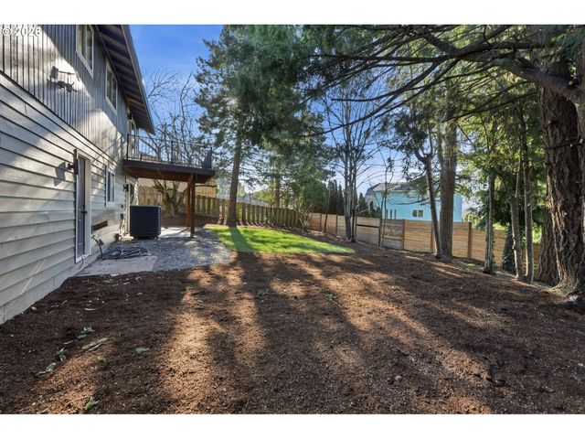 4191 Ne EL CAMINO Dr, Gresham, OR 97030