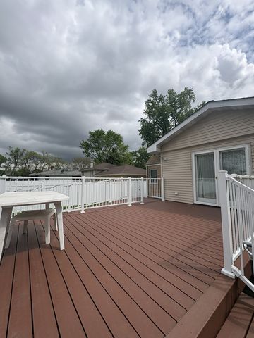 560 N Lavergne Avenue, Northlake, IL 60164