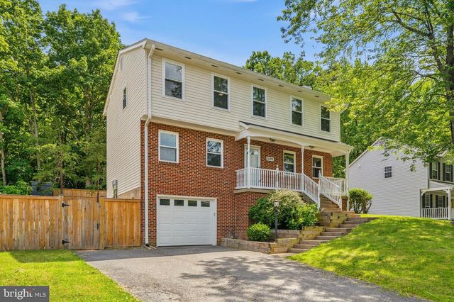 6109 PLAINVILLE LN, Woodbridge, VA 22193