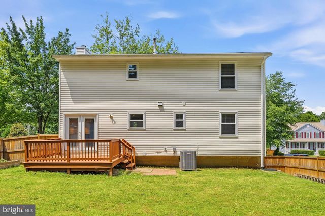 6109 PLAINVILLE LN, Woodbridge, VA 22193
