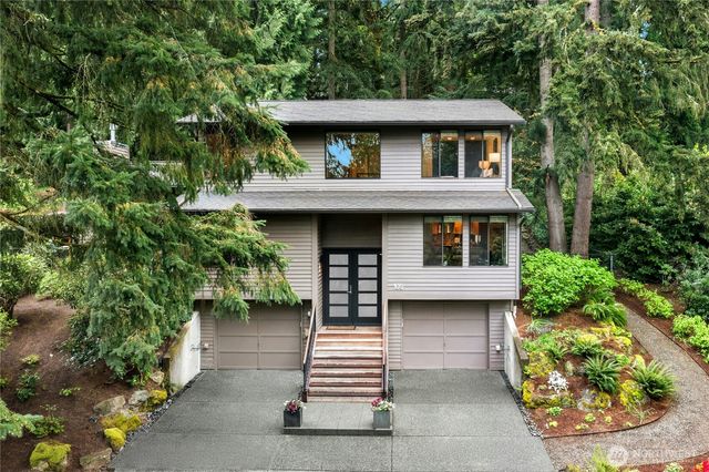 105 Big Bear Place NW, Issaquah, WA 98027