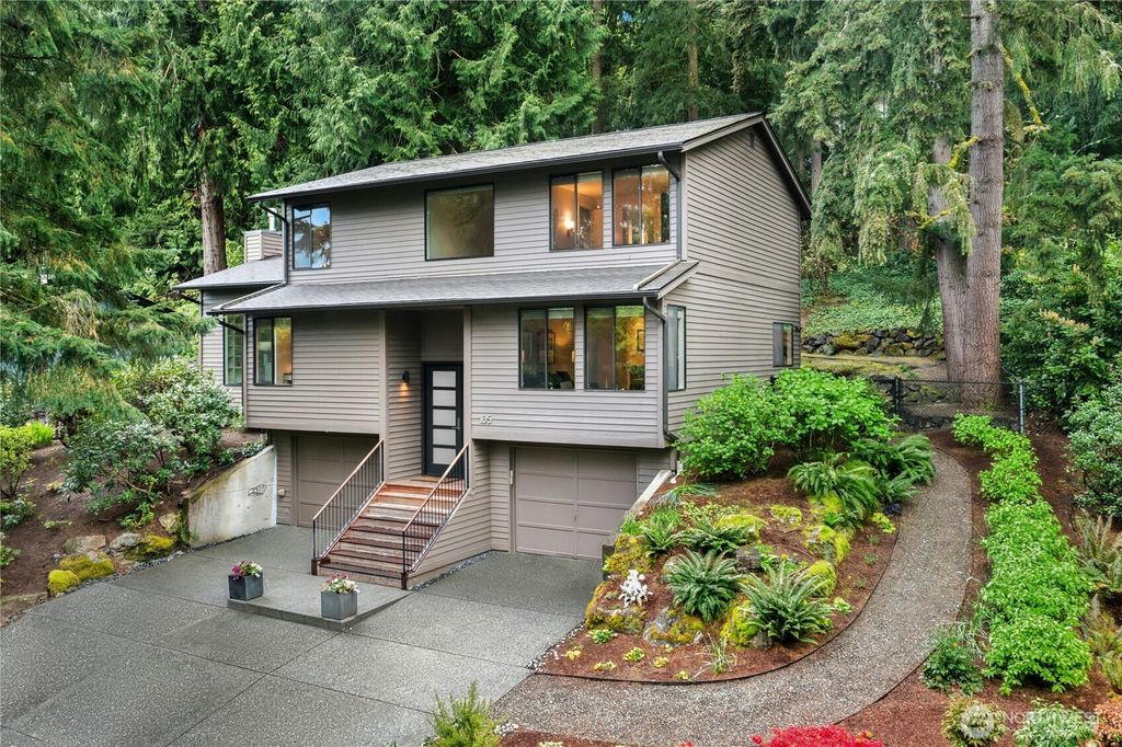 105 Big Bear Place NW, Issaquah, WA 98027