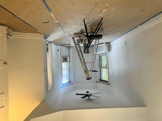 102 Kingston Avenue, Brooklyn, NY 11213