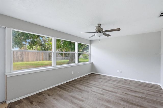 2173 FIESTA DRIVE, Sarasota, FL 34231
