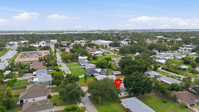 2173 FIESTA DRIVE, Sarasota, FL 34231